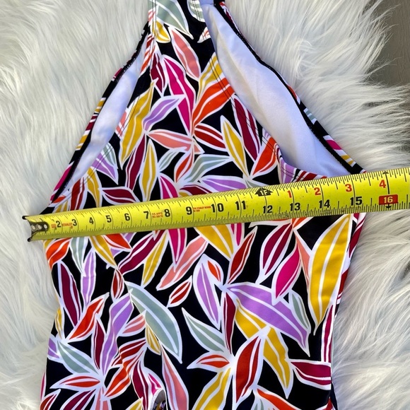 BCBG Paris Women's Adjustable Keyhole One Piece Swimsuit Sz Small. - Picture 6 of 12